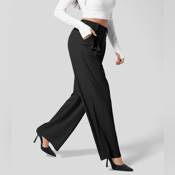Halara High Waisted Wide Leg Pants Size XL Tall Waffle Fabric Pleated Black - Picture 3 of 16